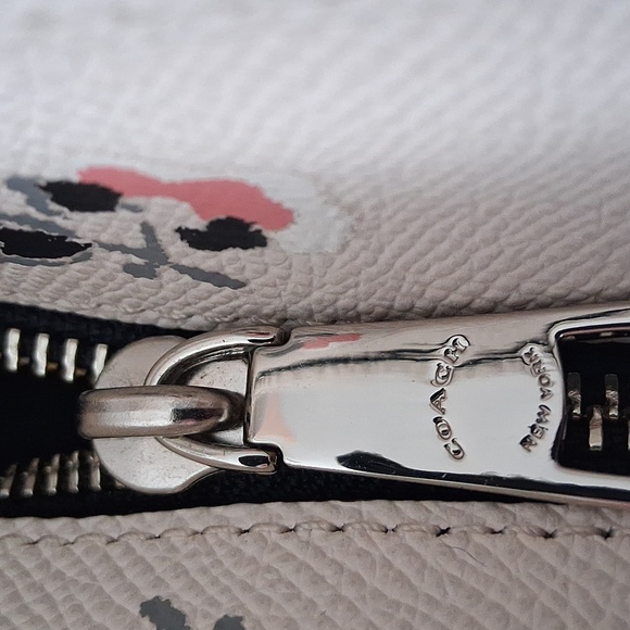 Coach Taxi Crossgrain Leather Tote Bramble Rose White Pink Floral Bag - Picture 9 of 16